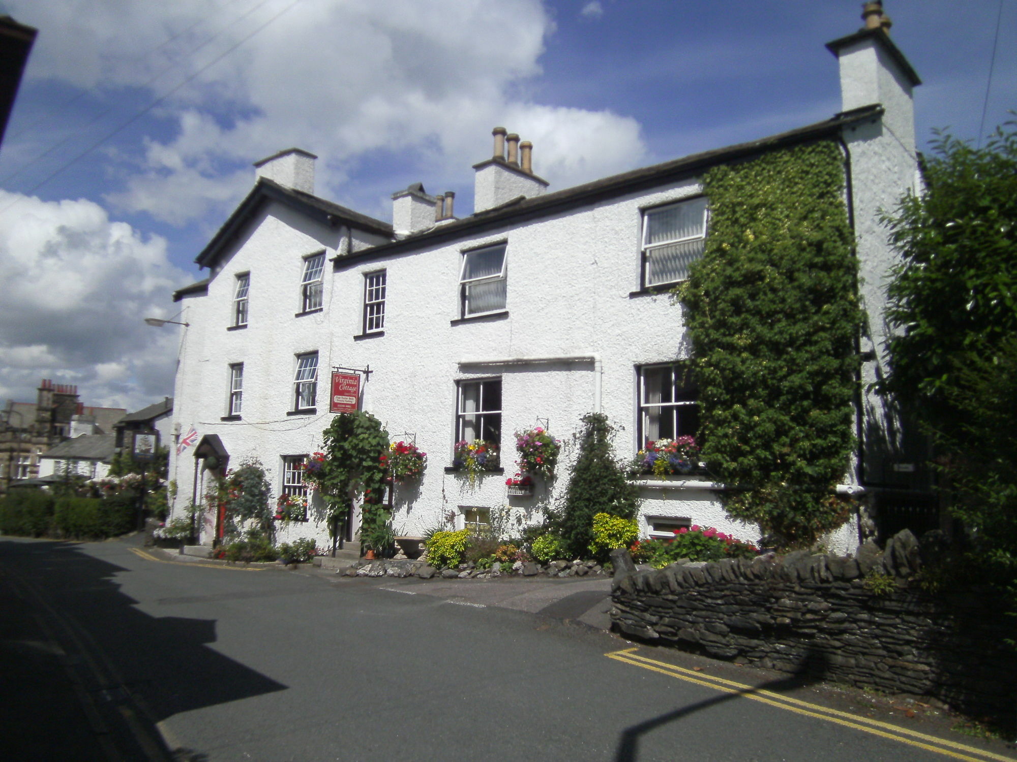 Virginia Cottage Guest House Bowness-on-Windermere Exterior photo